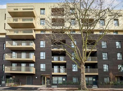 The Didsbury, East Ham, exterior