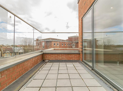 Ron Newton House balcony