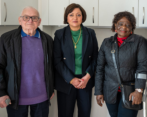 Mayor Rokhsana Fiaz with Noele Gordon House residents